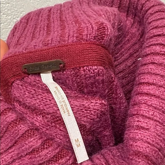 Free People Big City Oversized Chunky Knit Turtleneck Ribbed Sweater Mulberry M - Picture 6 of 6